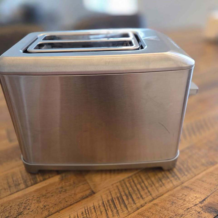 Cuisinart 2-Slice Stainless Steel Toaster Touch screen digital