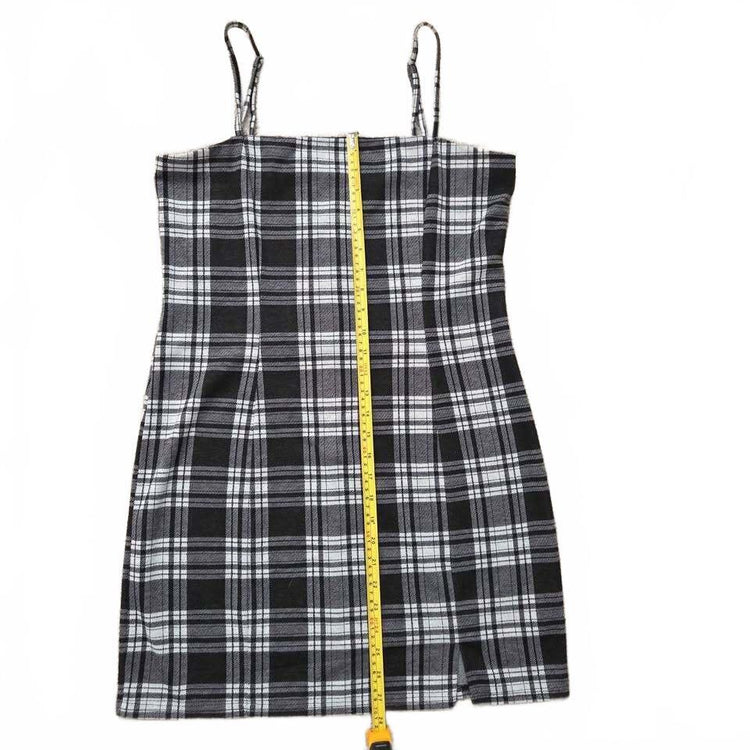 Mini-robe à carreaux noire et blanche Forever 21, taille XL