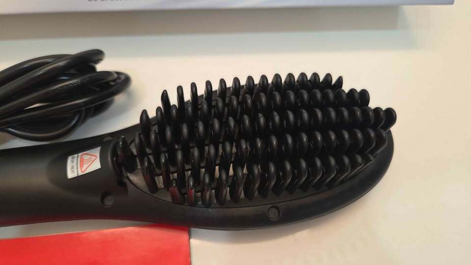 Thairapy 365 Thermal Straightening Brush