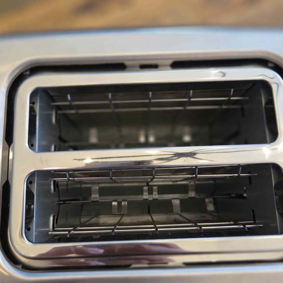 Cuisinart 2-Slice Stainless Steel Toaster Touch screen digital