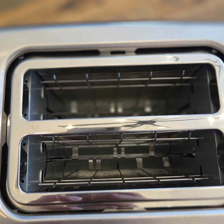 Cuisinart 2-Slice Stainless Steel Toaster Touch screen digital