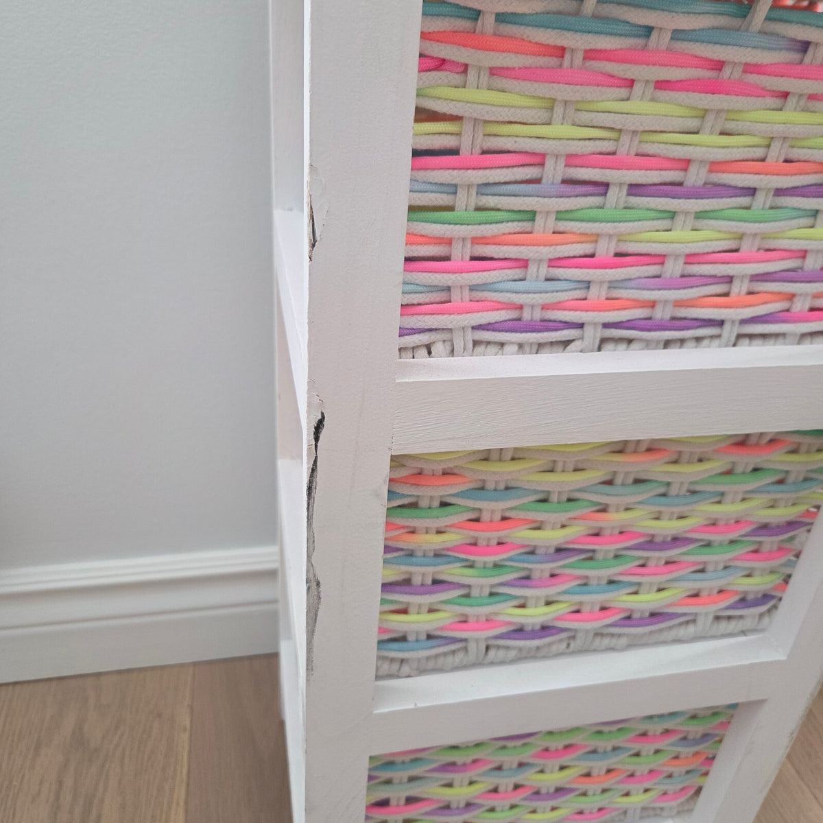 White 4-Tier Wooden Storage Tower Chest with Pastel Woven Basket Drawers