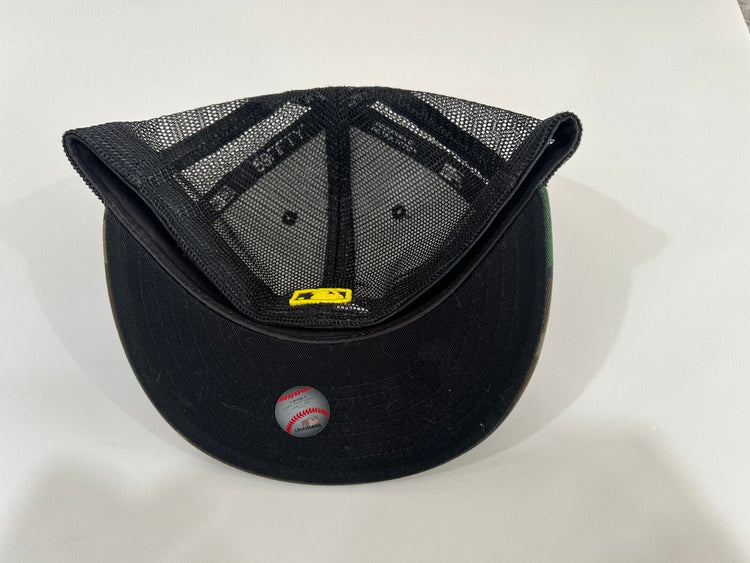 New Era Toronto Blue Jays Camo Mesh Baseball Hat Yellow Logo MLB Size 7 3/8
