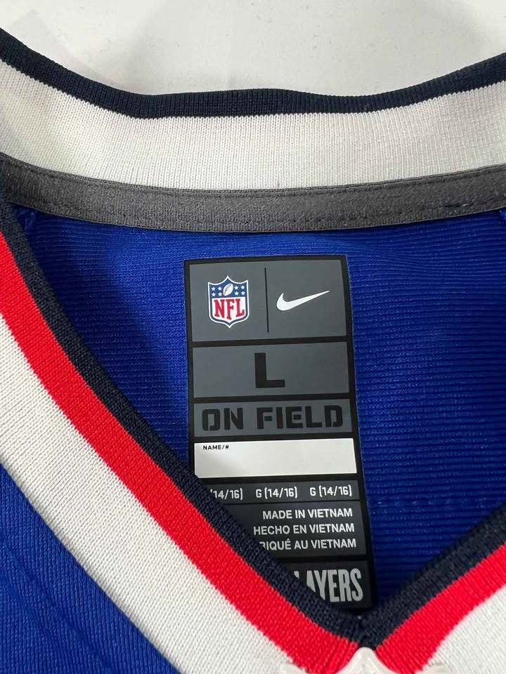 NFL Nike Buffalo Bills Stefon Diggs Jersey Size Large Diggs #14 jersey.
