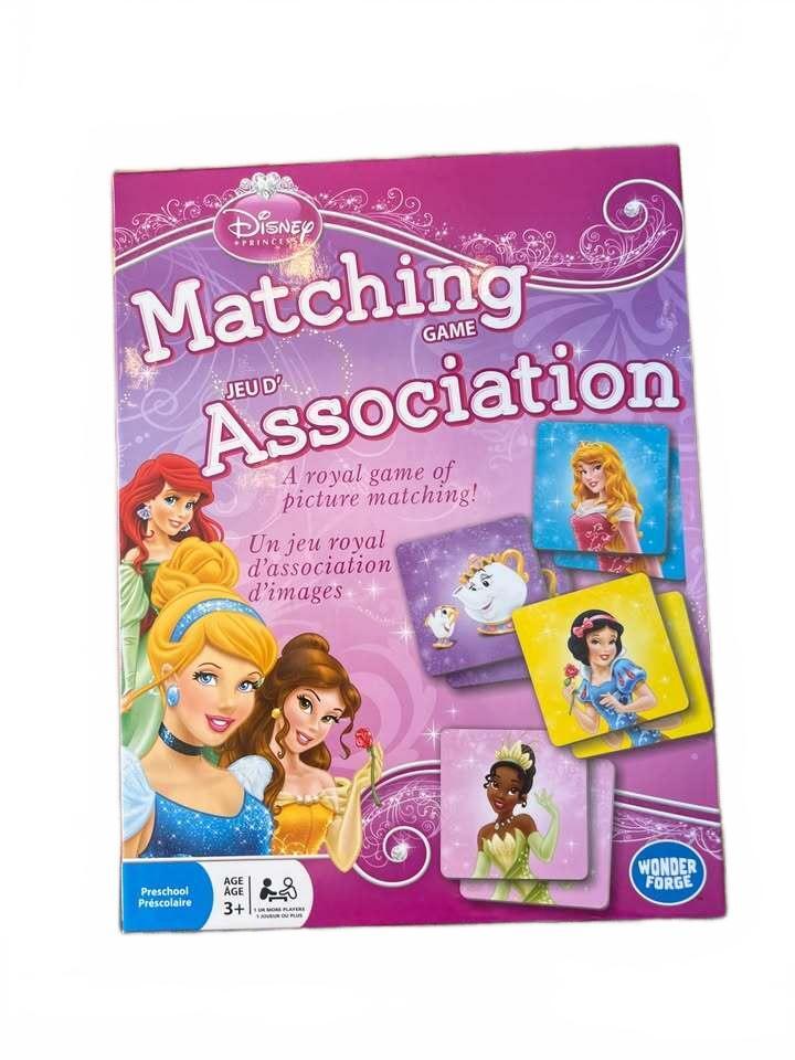 Jeu des Princesses Disney assorties (Jeu de mémoire) Anglais/Français